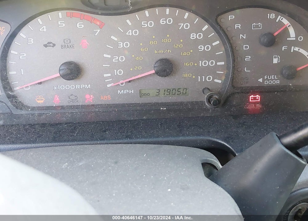 2003 TOYOTA SEQUOIA SR5 V8 VIN: 5TDZT34A03S197580