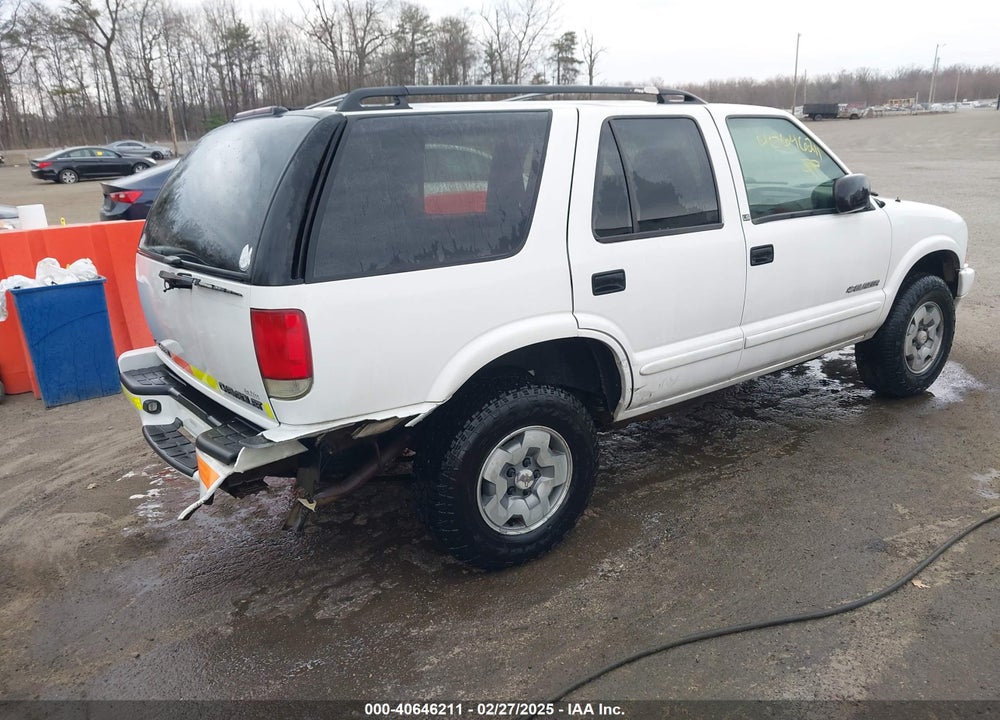 2003 CHEVROLET BLAZER VIN: 1GNDT13X33K129132