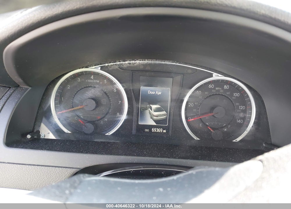 2017 TOYOTA CAMRY SE VIN: 4T1BF1FK1HU654527