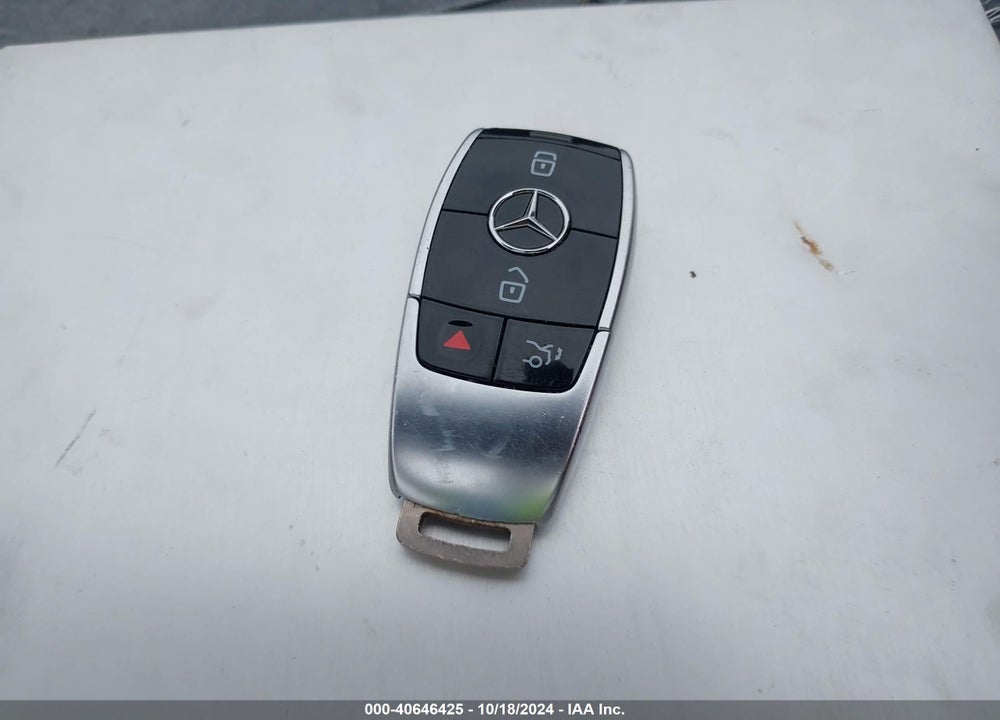 2022 MERCEDES-BENZ E 350 VIN: W1KZF8DB0NB093703