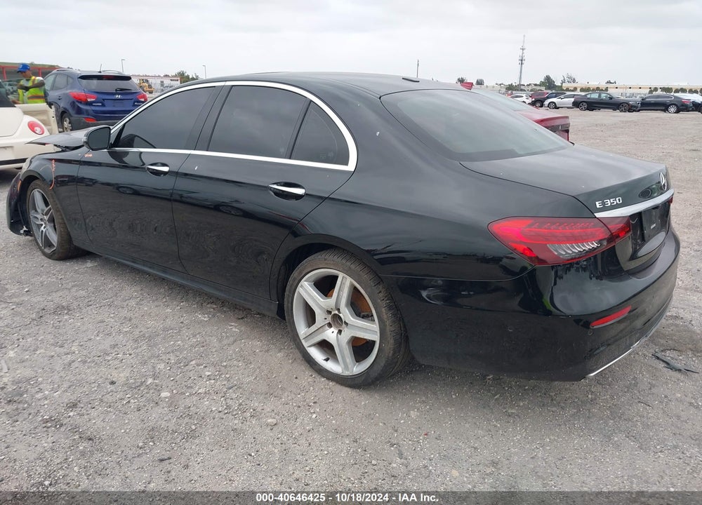 2022 MERCEDES-BENZ E 350 VIN: W1KZF8DB0NB093703