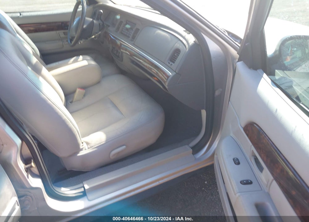 2004 MERCURY GRAND MARQUIS GS VIN: 2MEFM74W74X670611