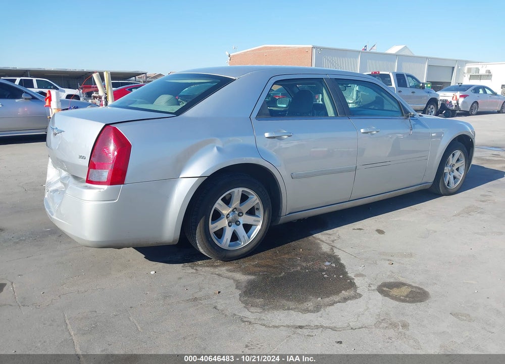2006 CHRYSLER 300 VIN: 2C3LA43R86H332434
