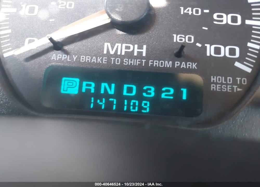 2002 CHEVROLET SUBURBAN 1500 Z71 VIN: 3GNFK16T62G323261
