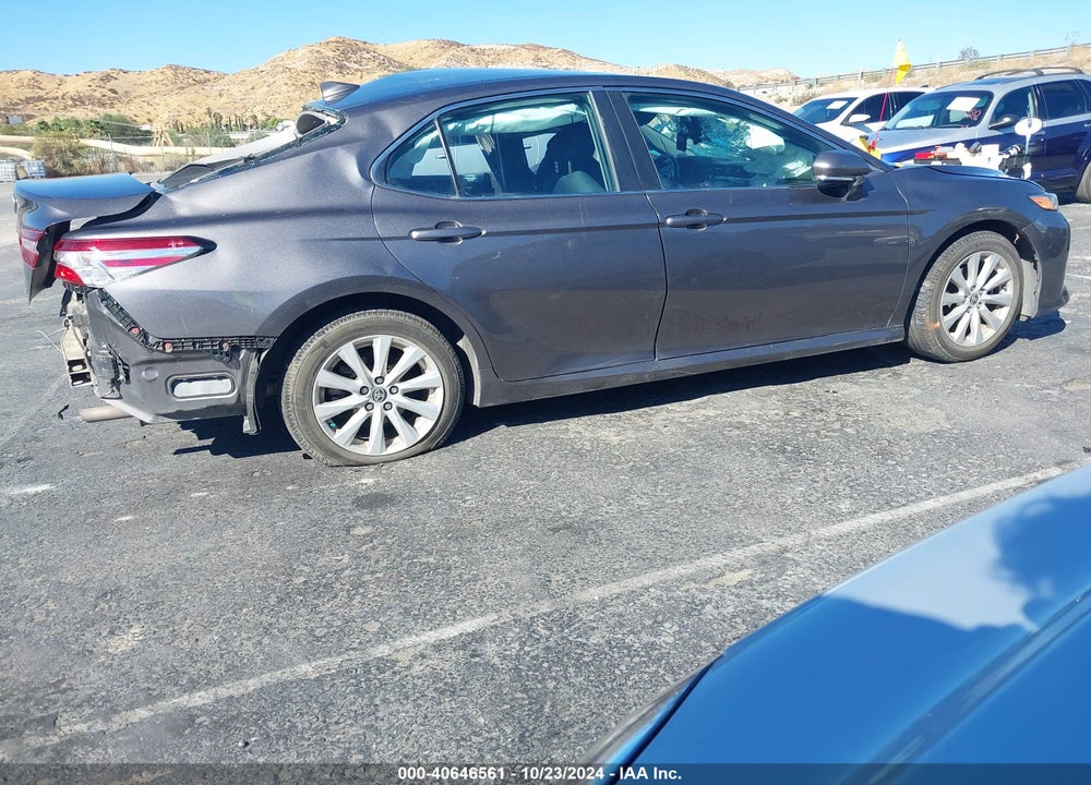 2020 TOYOTA CAMRY LE VIN: 4T1L11AK6LU951828