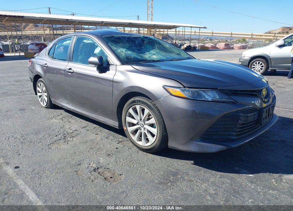 2020 TOYOTA CAMRY LE VIN: 4T1L11AK6LU951828