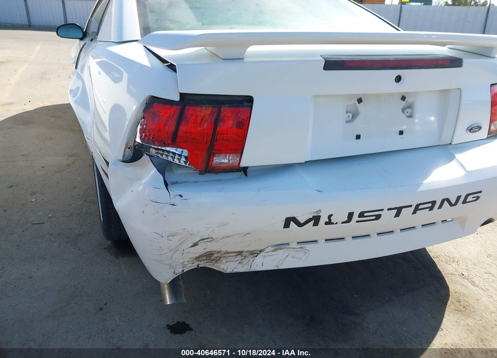 2001 FORD MUSTANG GT VIN: 1FAFP42XX1F196833