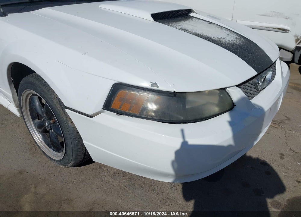 2001 FORD MUSTANG GT VIN: 1FAFP42XX1F196833