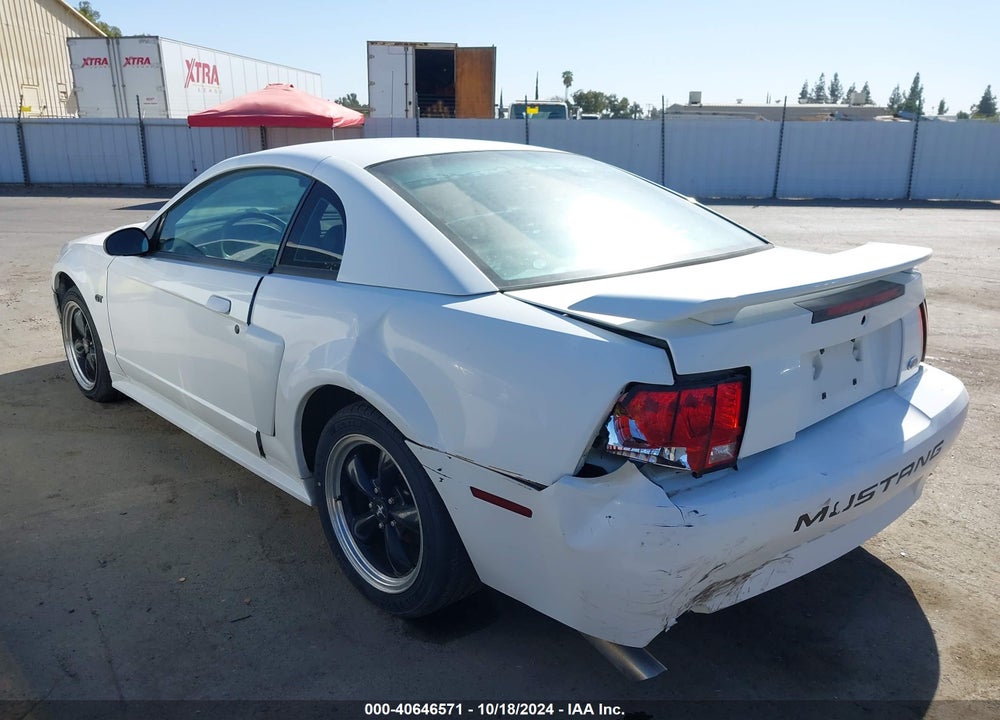 2001 FORD MUSTANG GT VIN: 1FAFP42XX1F196833