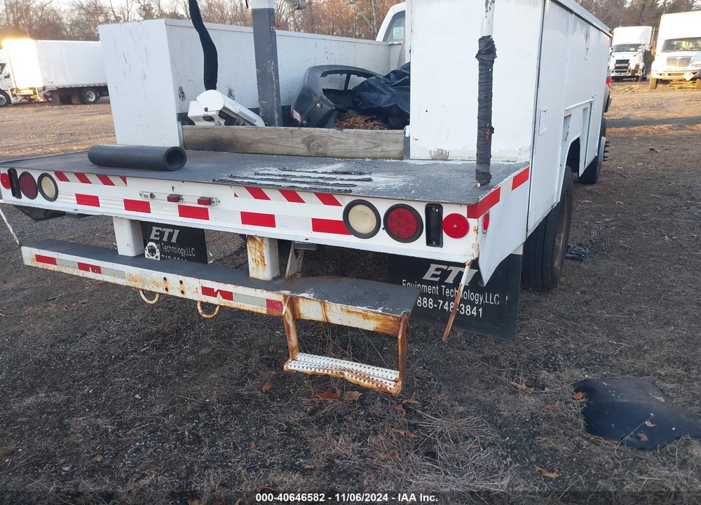 2008 FORD F-450 CHASSIS XL/XLT VIN: 1FDXF46Y78EA55363
