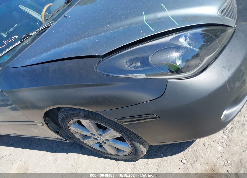 2005 LEXUS ES 330 VIN: JTHBA30G555118851
