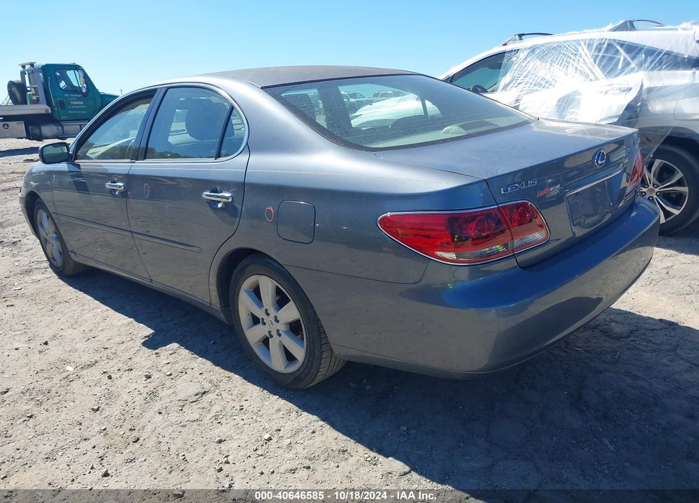 2005 LEXUS ES 330 VIN: JTHBA30G555118851