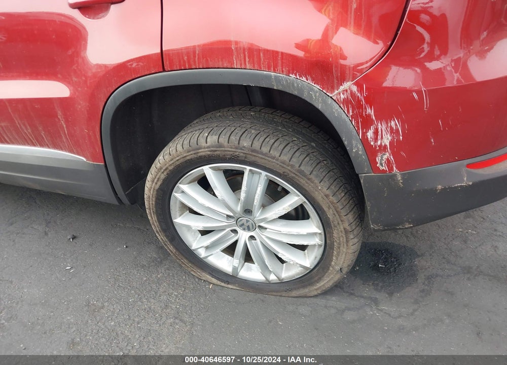 2016 VOLKSWAGEN TIGUAN SE VIN: WVGAV7AX2GW021431