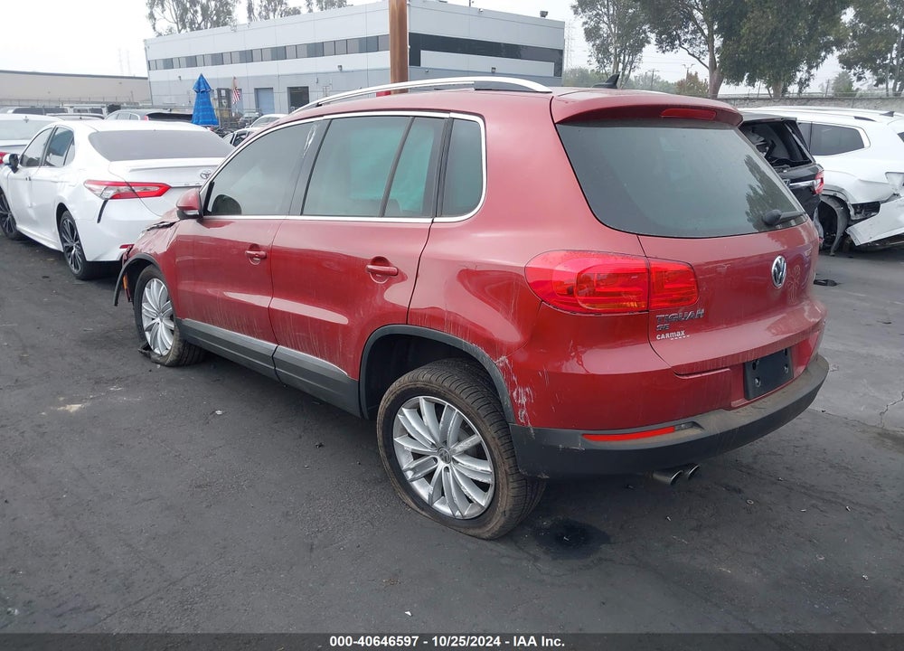 2016 VOLKSWAGEN TIGUAN SE VIN: WVGAV7AX2GW021431
