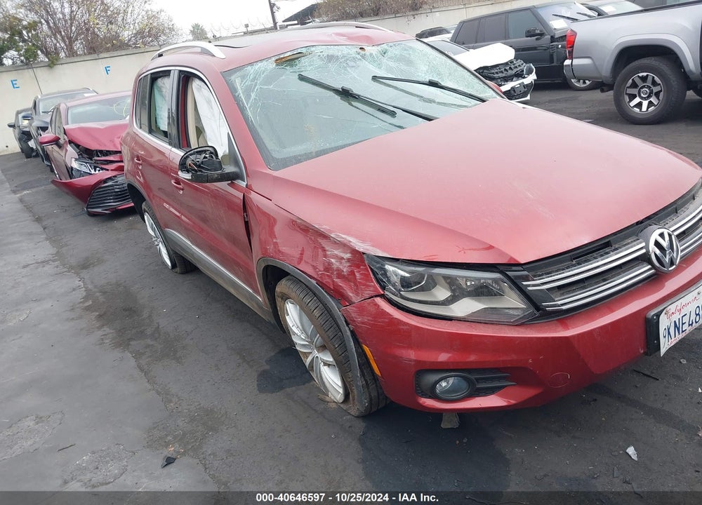 2016 VOLKSWAGEN TIGUAN SE VIN: WVGAV7AX2GW021431