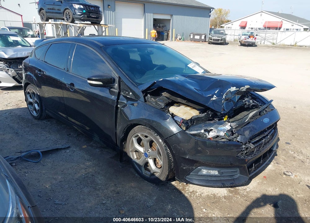 2015 FORD FOCUS ST VIN: 1FADP3L9XFL268320