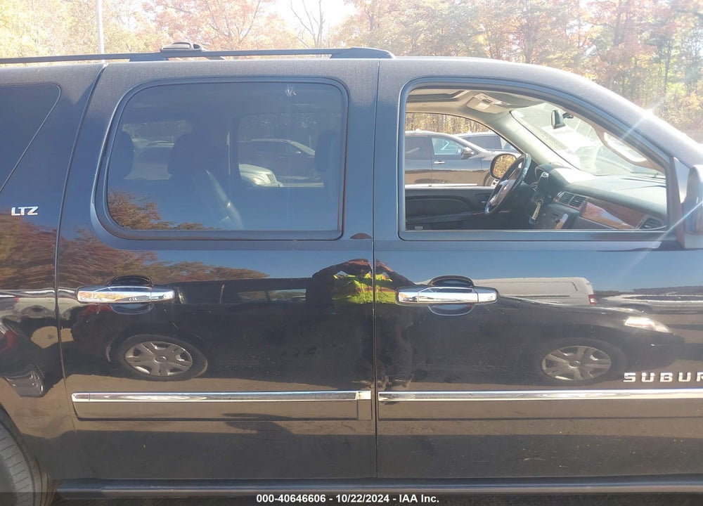 2014 CHEVROLET SUBURBAN 1500 LTZ VIN: 1GNSKKE74ER177052