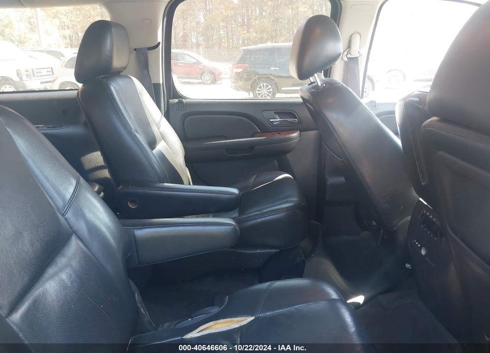 2014 CHEVROLET SUBURBAN 1500 LTZ VIN: 1GNSKKE74ER177052
