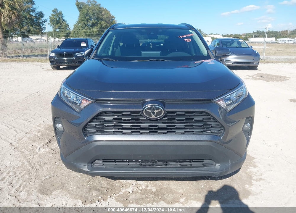2020 TOYOTA RAV4 XLE VIN: 2T3W1RFV9LC080110