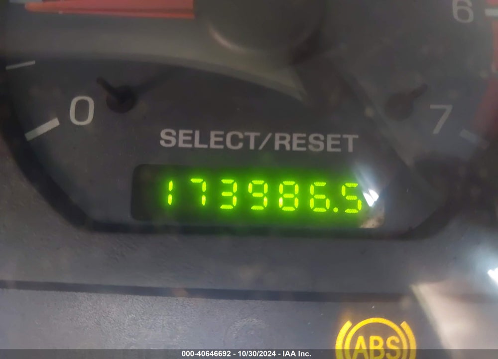 2004 FORD MUSTANG VIN: 1FAFP40664F160586