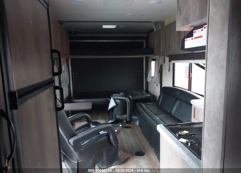 2019 ECLIPSE ATTITUDE M-25FS VIN: 5LZBE2521KR015902
