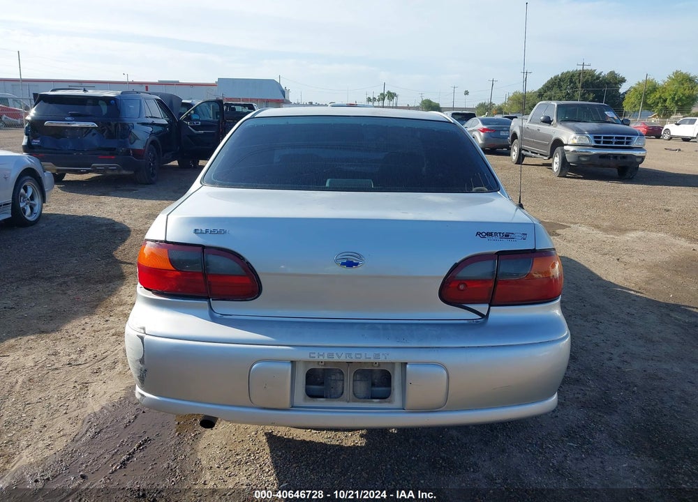 2005 CHEVROLET CLASSIC VIN: 1G1ND52F75M241829
