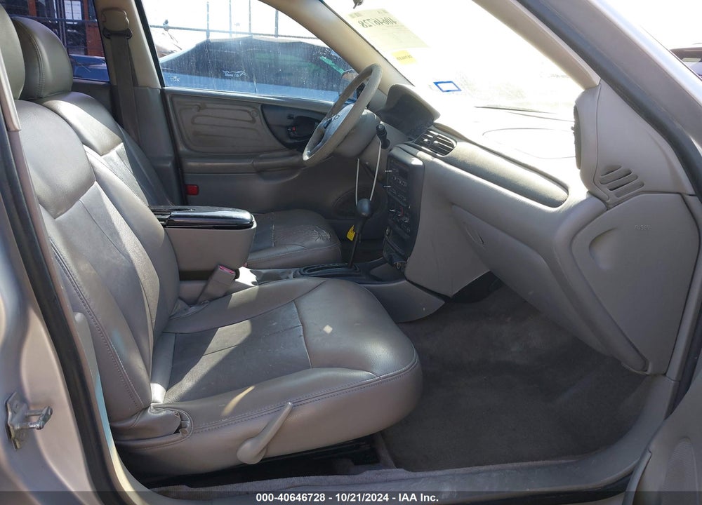 2005 CHEVROLET CLASSIC VIN: 1G1ND52F75M241829