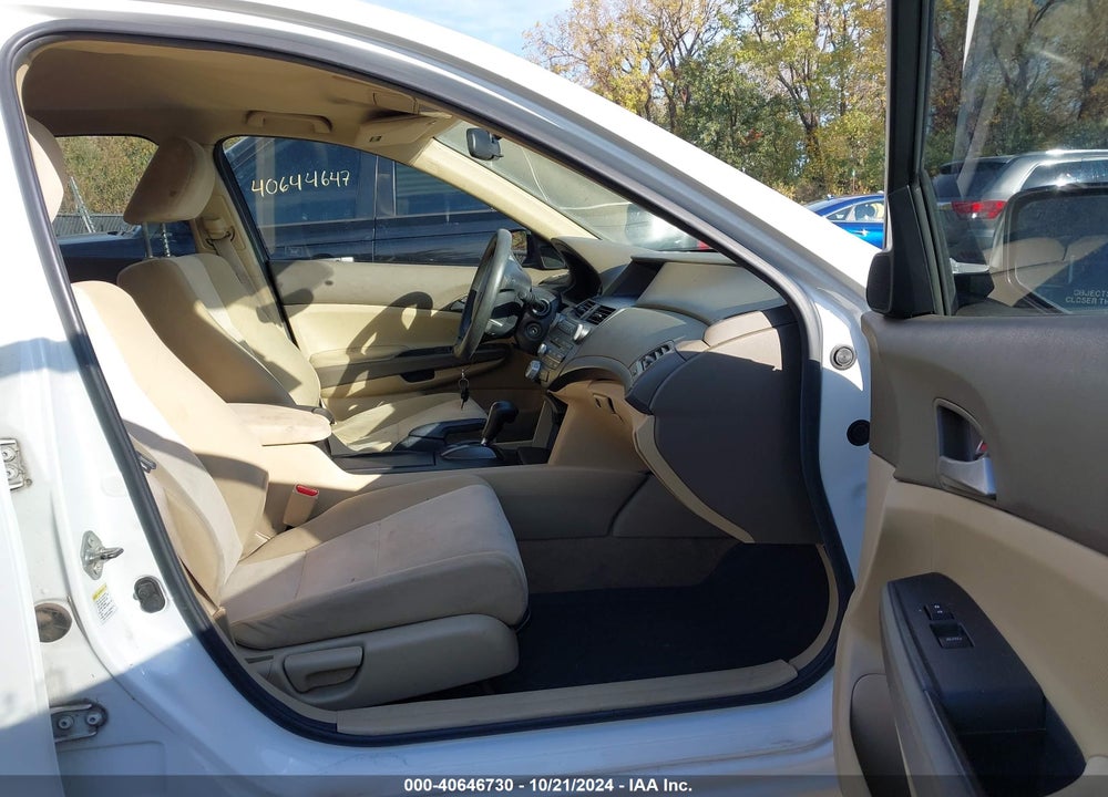 2010 HONDA ACCORD 2.4 LX-P VIN: 1HGCP2F40AA058363