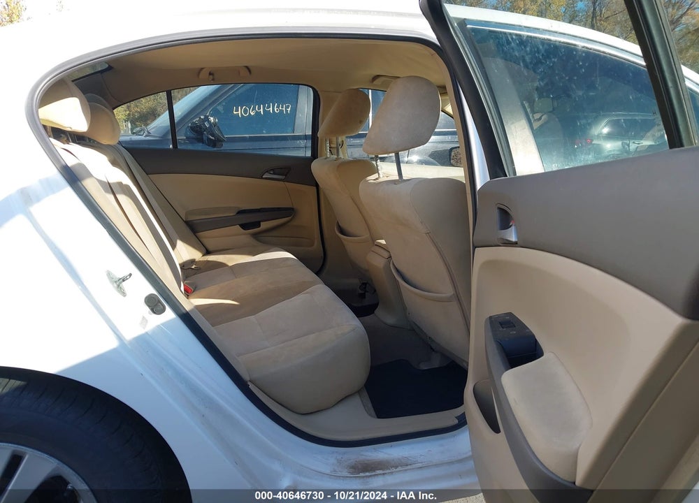2010 HONDA ACCORD 2.4 LX-P VIN: 1HGCP2F40AA058363