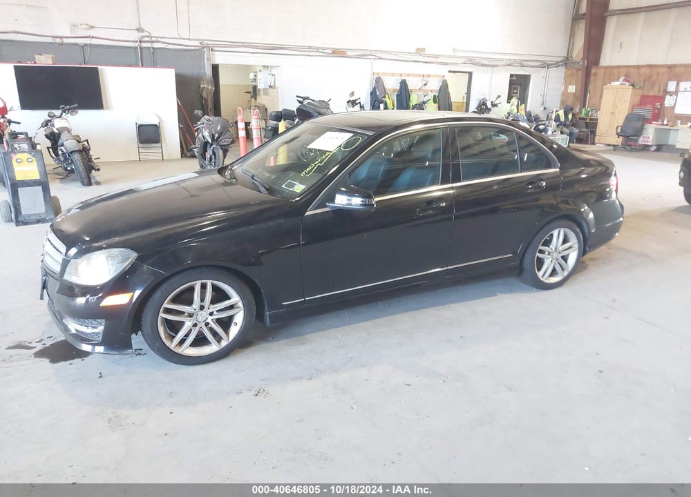 2012 MERCEDES-BENZ C 300 LUXURY 4MATIC/SPORT 4MATIC VIN: WDDGF8BB3CR201729