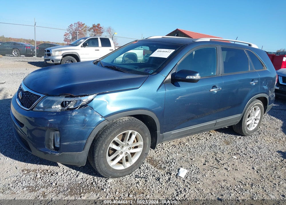 2014 KIA SORENTO LX VIN: 5XYKT3A63EG478192