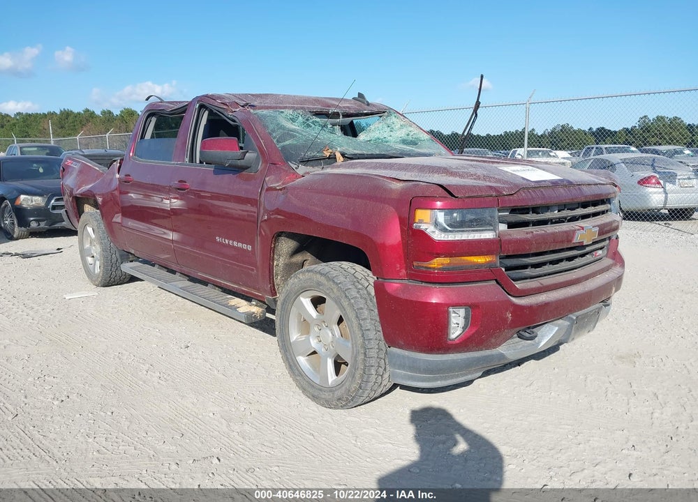2017 CHEVROLET SILVERADO 1500 2LT VIN: 3GCUKREC1HG206390