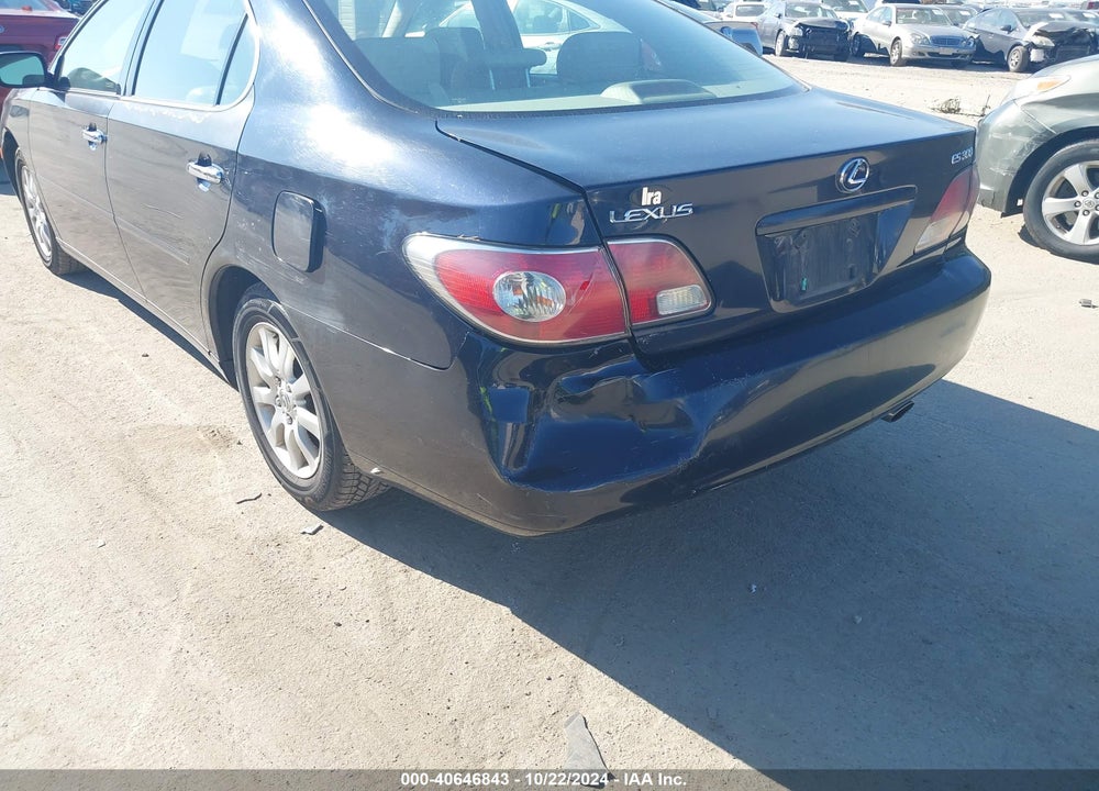 2002 LEXUS ES 300 VIN: JTHBF30G120075202