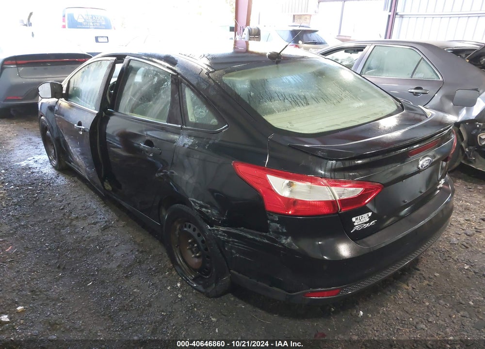 2013 FORD FOCUS SE VIN: 1FADP3F24DL331911