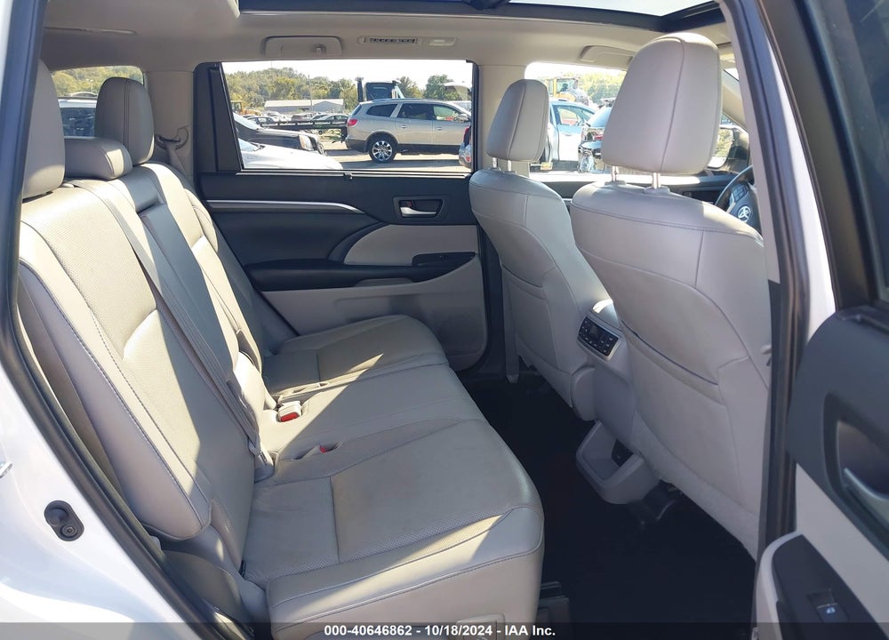 2019 TOYOTA HIGHLANDER LIMITED/PLATINUM VIN: 5TDDZRFH1KS706838