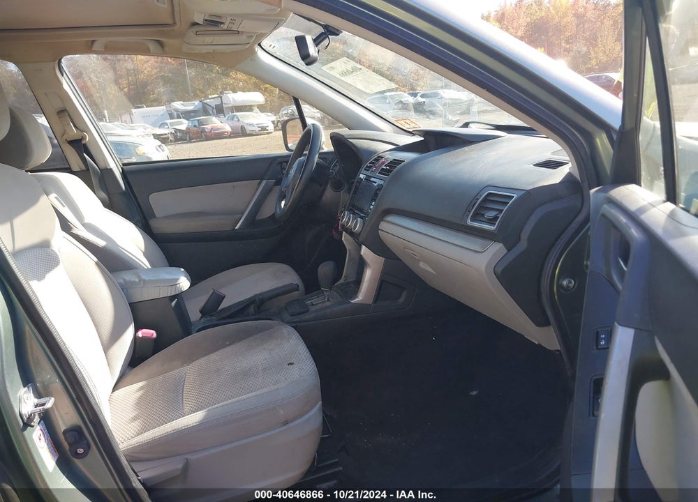 2016 SUBARU FORESTER 2.5I PREMIUM VIN: JF2SJADC2GH529625