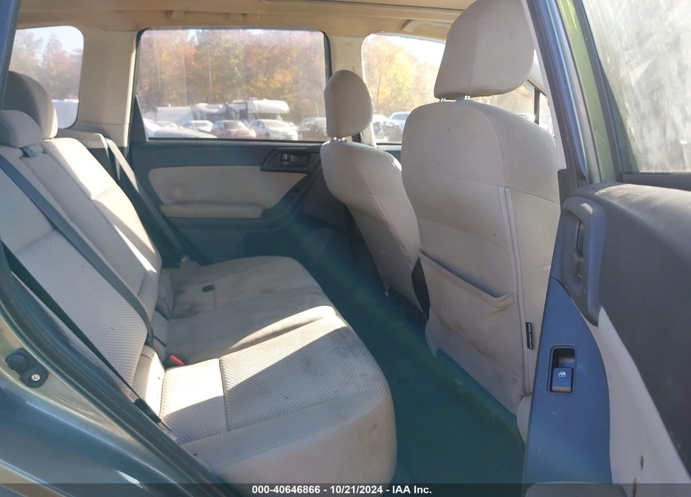 2016 SUBARU FORESTER 2.5I PREMIUM VIN: JF2SJADC2GH529625