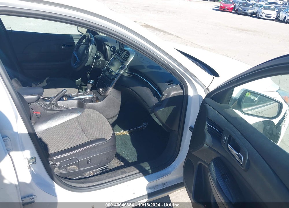 2014 CHEVROLET MALIBU VIN: 1G11C5SL9EF240886