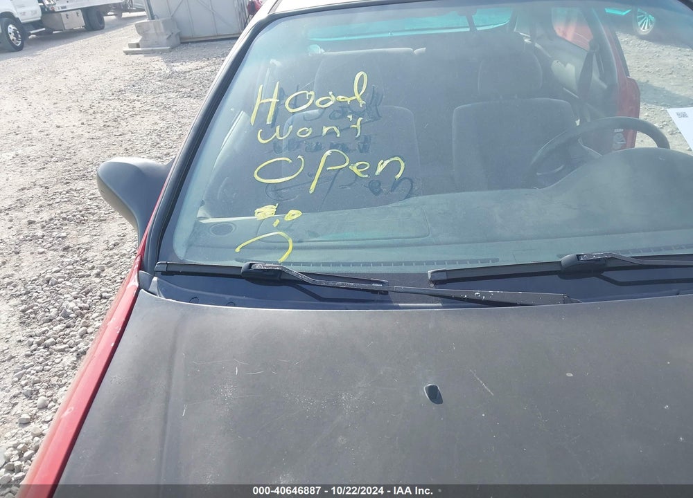 2000 HONDA CIVIC DX VIN: 2HGEJ6342YH107791