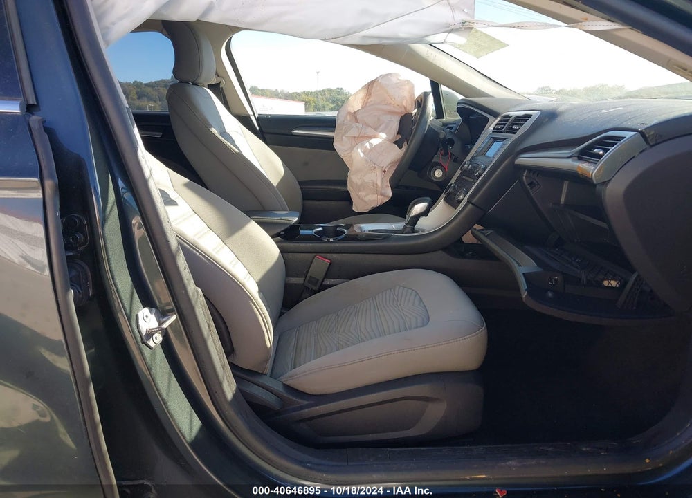 2016 FORD FUSION S VIN: 3FA6P0G73GR103650