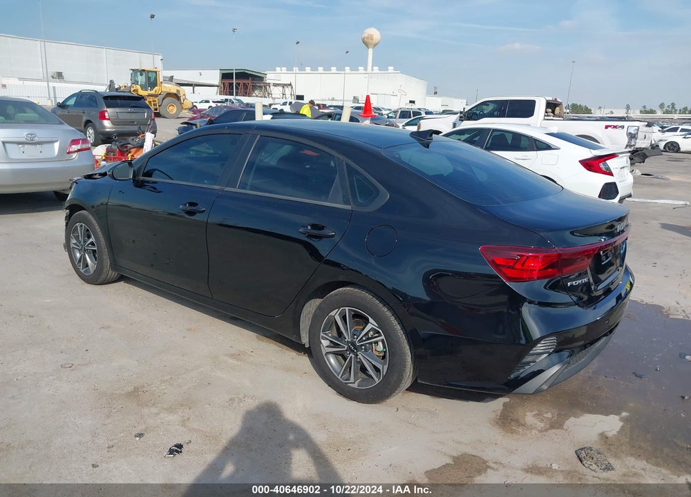 2024 KIA FORTE LXS VIN: 3KPF24AD4RE730172