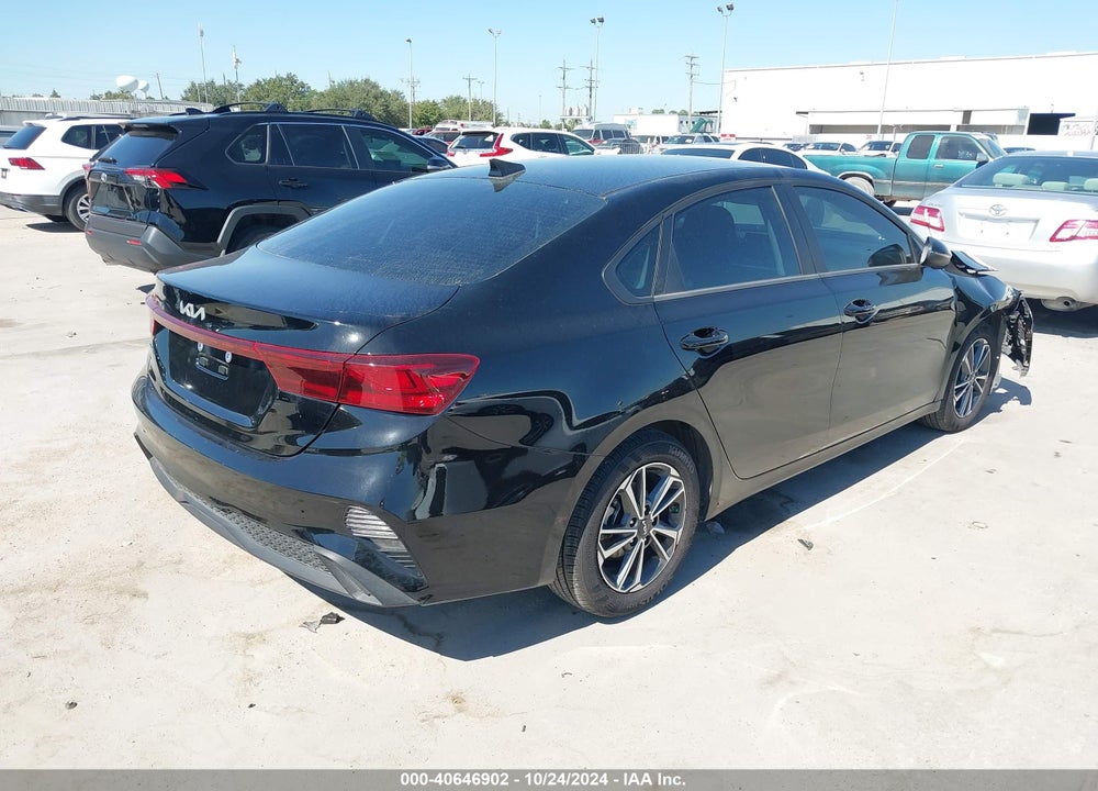 2024 KIA FORTE LXS VIN: 3KPF24AD4RE730172