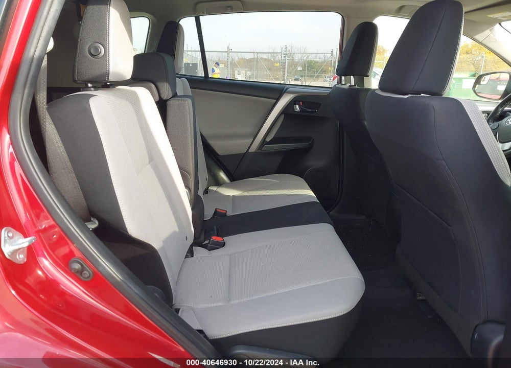 2017 TOYOTA RAV4 XLE VIN: JTMRFREV4HJ150603