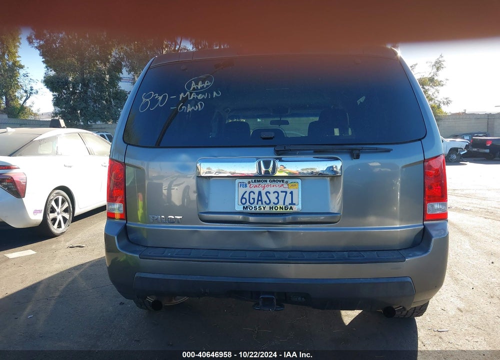 2009 HONDA PILOT LX VIN: 5FNYF38239B021979
