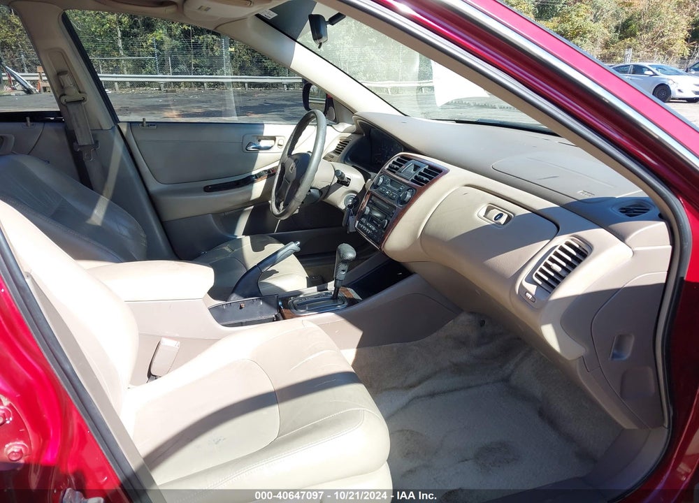 2002 HONDA ACCORD 3.0 EX VIN: 1HGCG16532A031789
