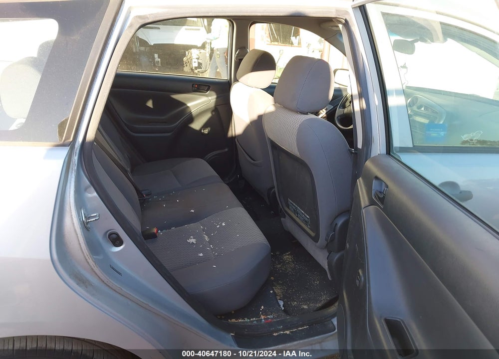2007 TOYOTA MATRIX VIN: 2T1KR32E97C665889