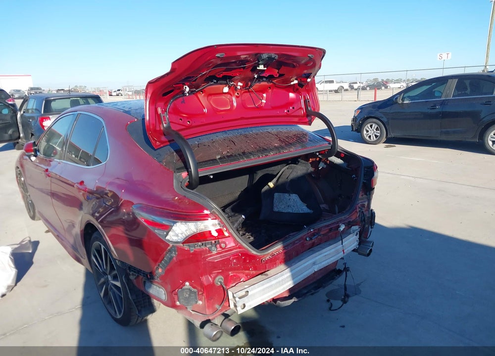 2018 TOYOTA CAMRY VIN: 4T1BZ1HK2JU502265
