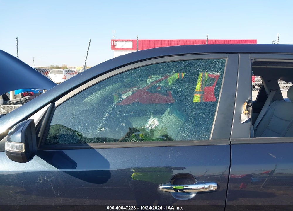 2013 KIA SORENTO LX VIN: 5XYKT3A15DG402718