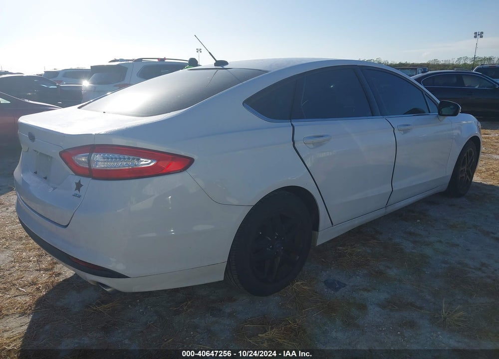 2015 FORD FUSION SE VIN: 1FA6P0H7XF5119232