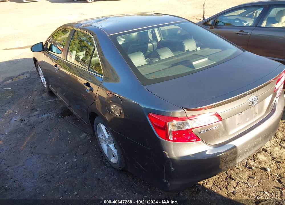 2014 TOYOTA CAMRY SE VIN: 4T1BF1FK8EU420414